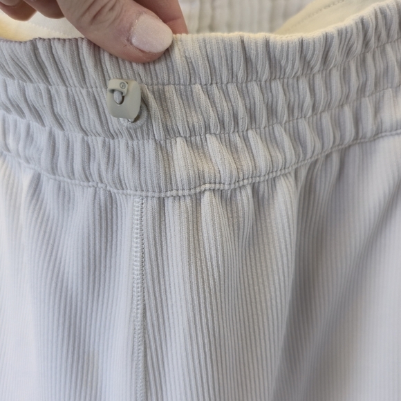 Lululemon Pants - Picture 7 of 7